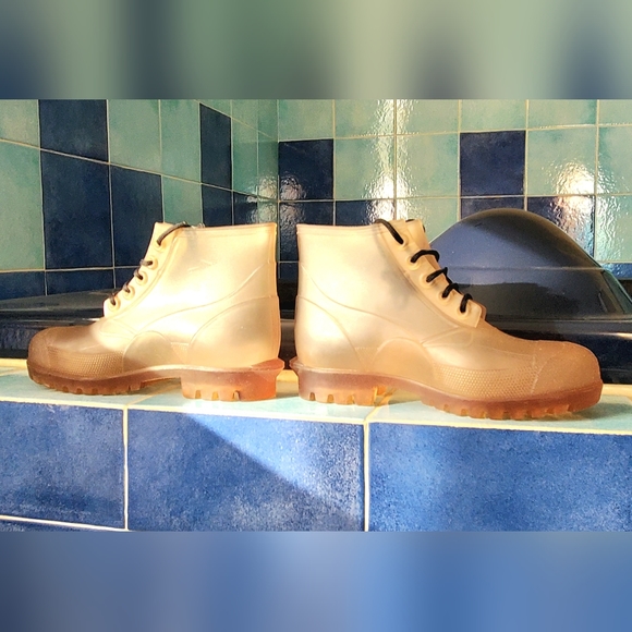 Regia Rain Boots - See Through,  size 6.5 - Picture 7 of 7